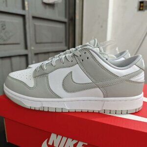 🔥 Brand New Nike Dunk Low – Women’s US Size 7 – Light Grey/White – With Origina